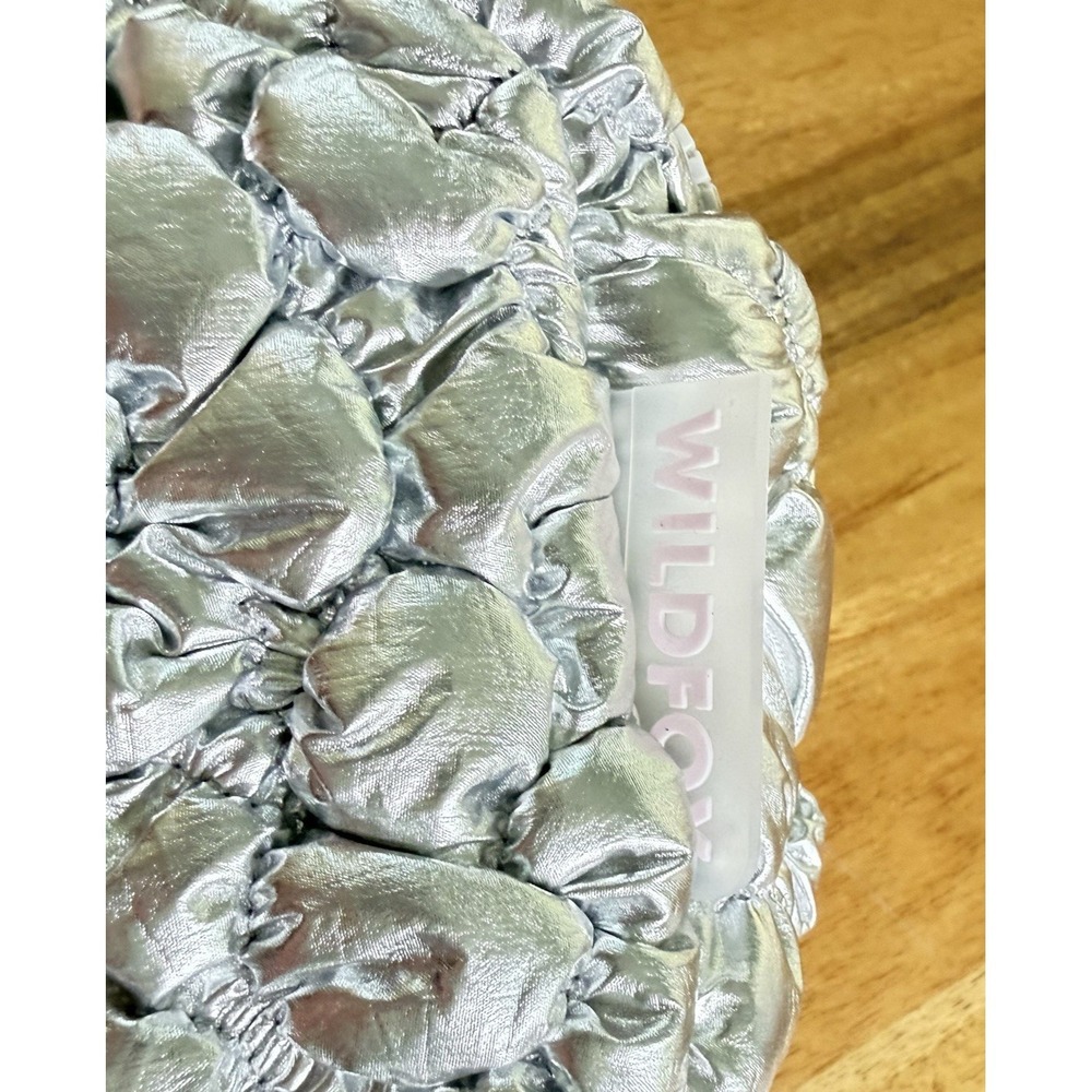 Wildfox Argent Silver Quilted Floral Puffy Fanny Pack Belt Bag Sling NWT - Picture 3 of 15